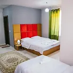 Panorama 2 *
